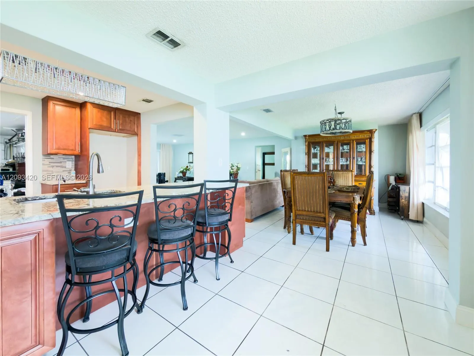 Breakfast nook and dining area