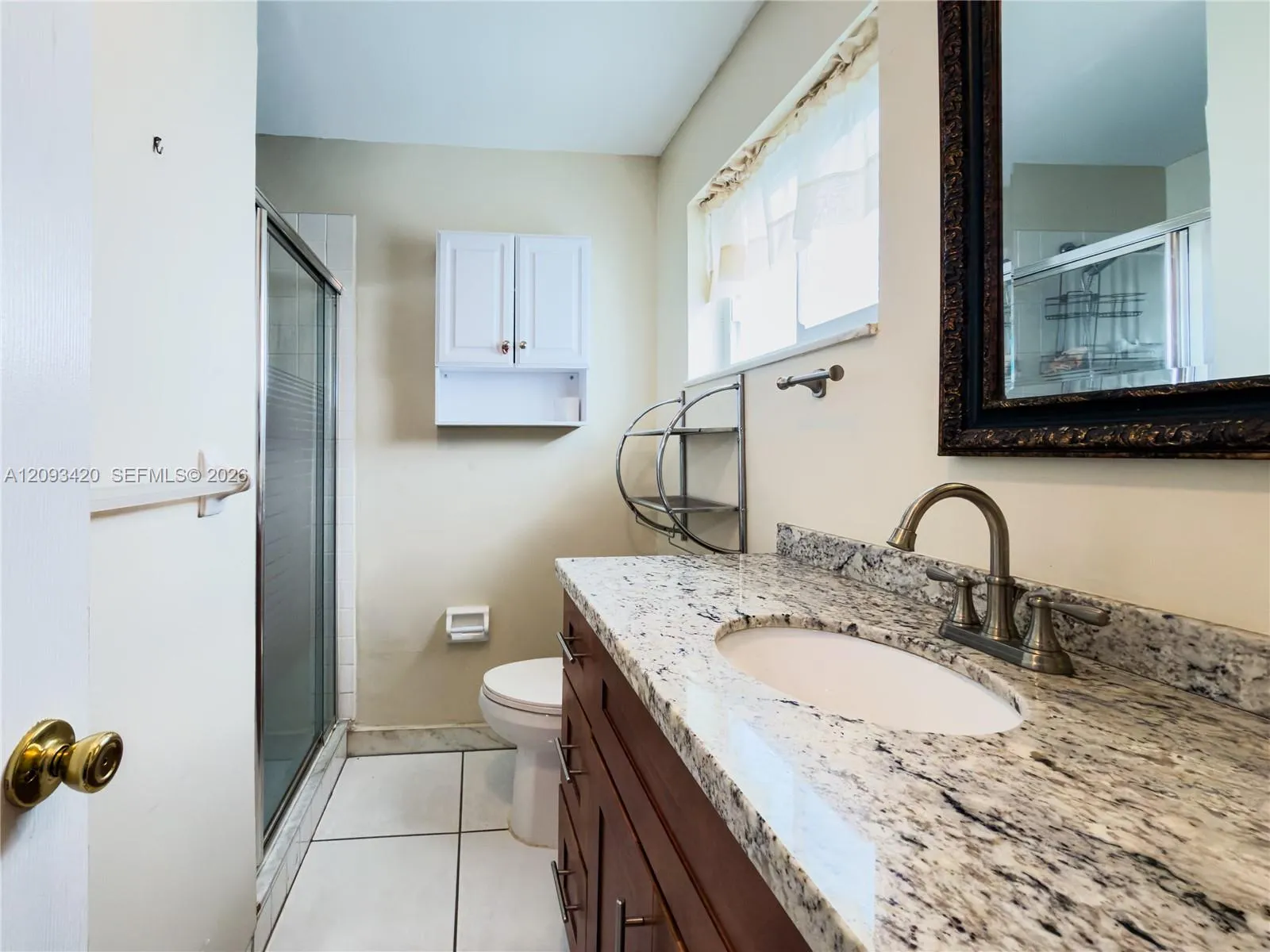 Main bathroom