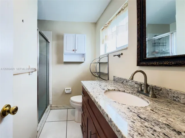 Main bathroom