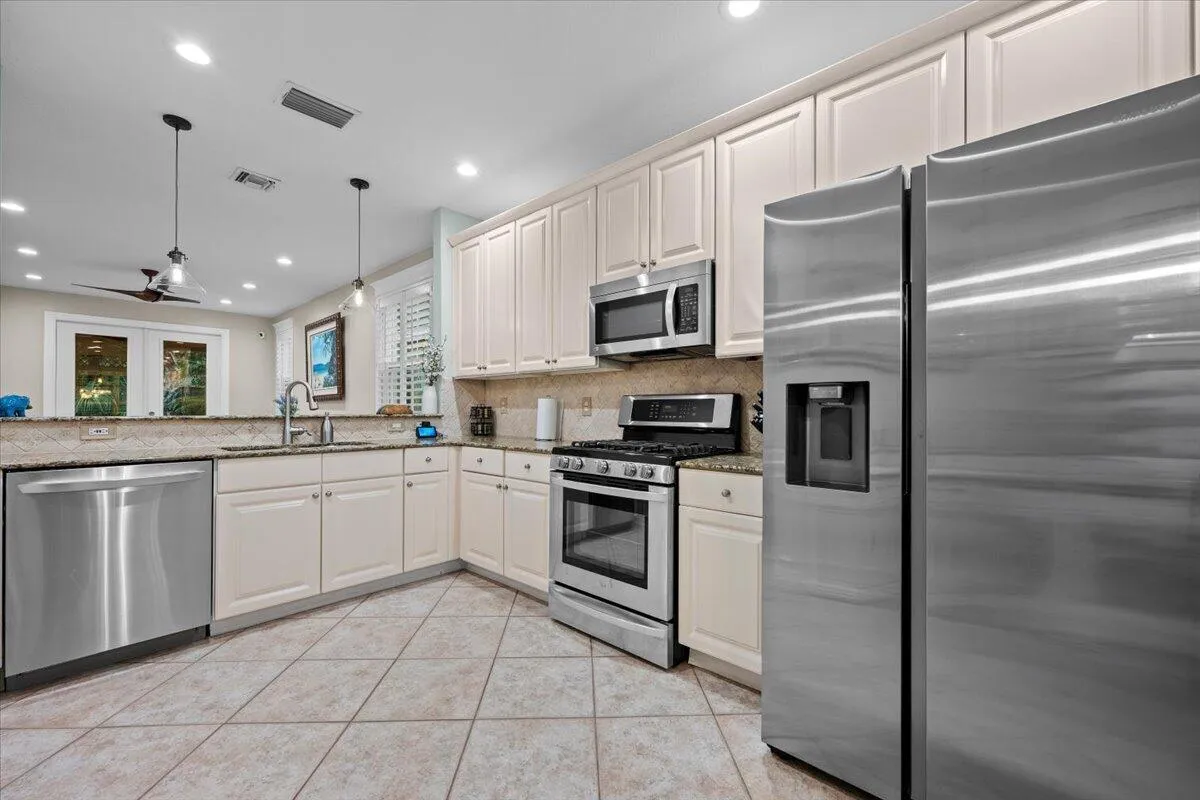 Open Kitchen