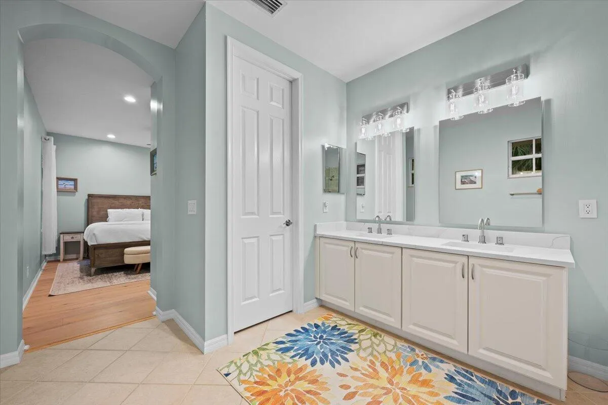 Owner's Suite Bathroom