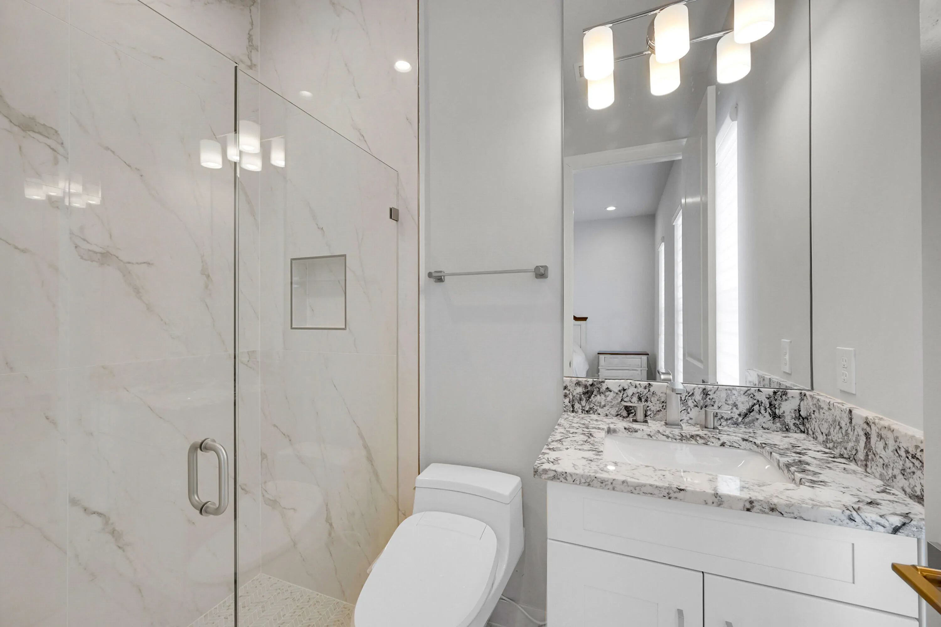 11_bathroom 1
