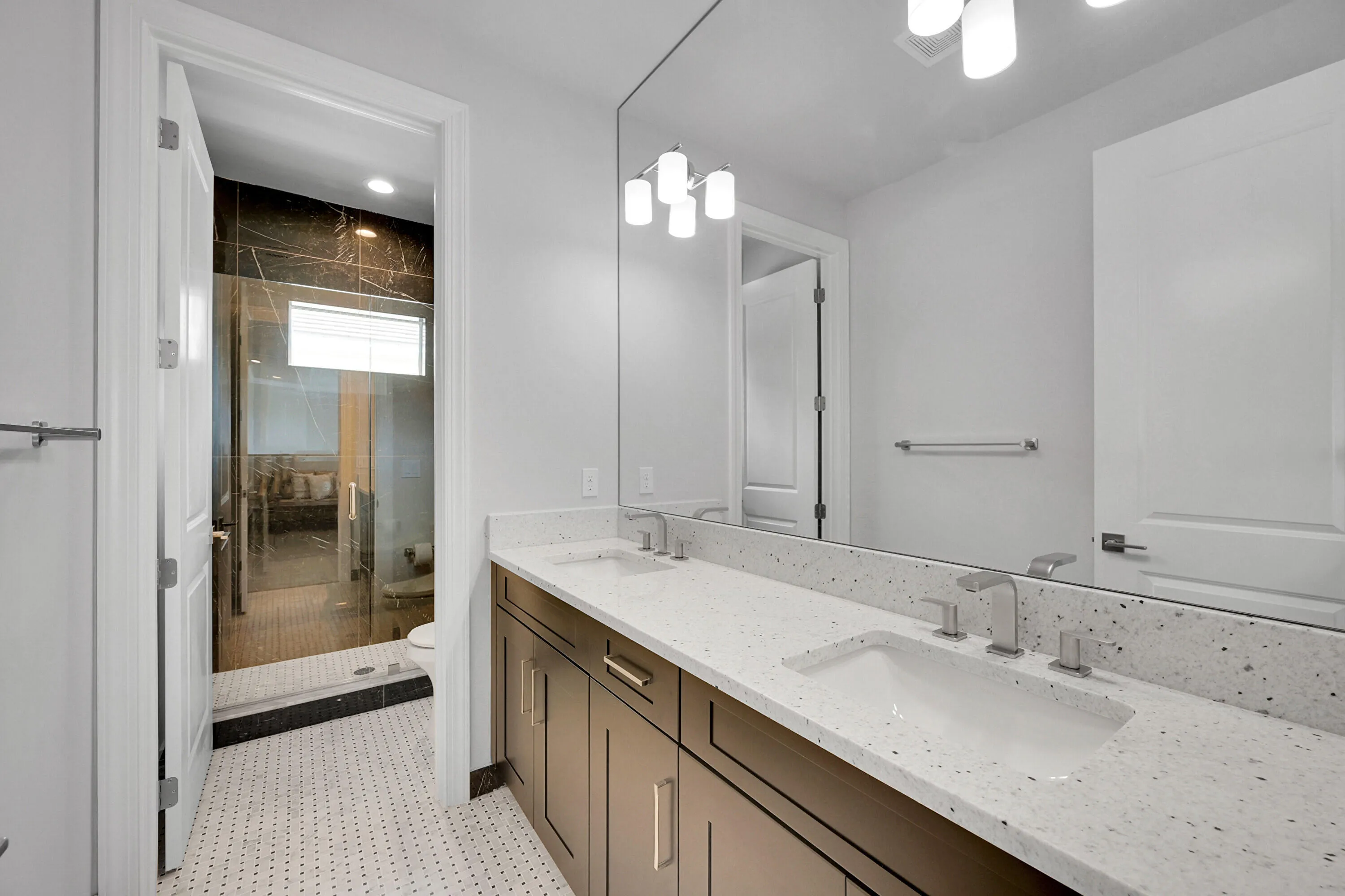 42_bathroom 2