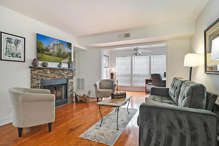 5032 Healtherhill Lane #6 -3