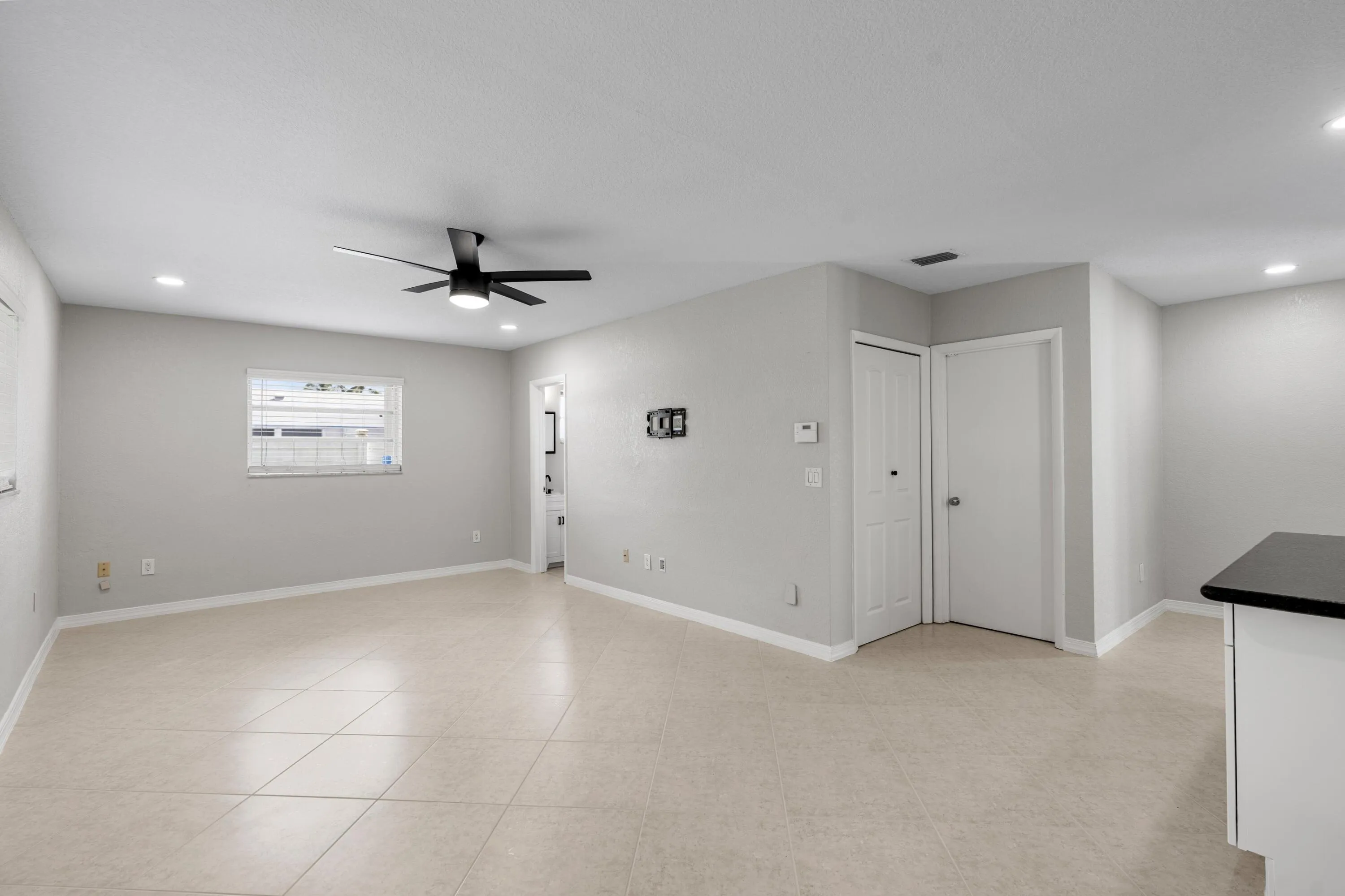 4471 NW 6th Ct - Family 2
