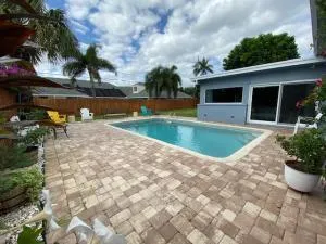 6601 - Pool
