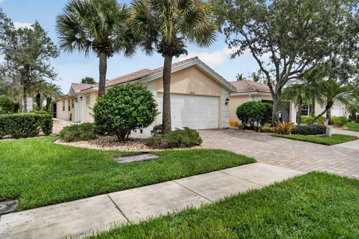 Front driveway facing South