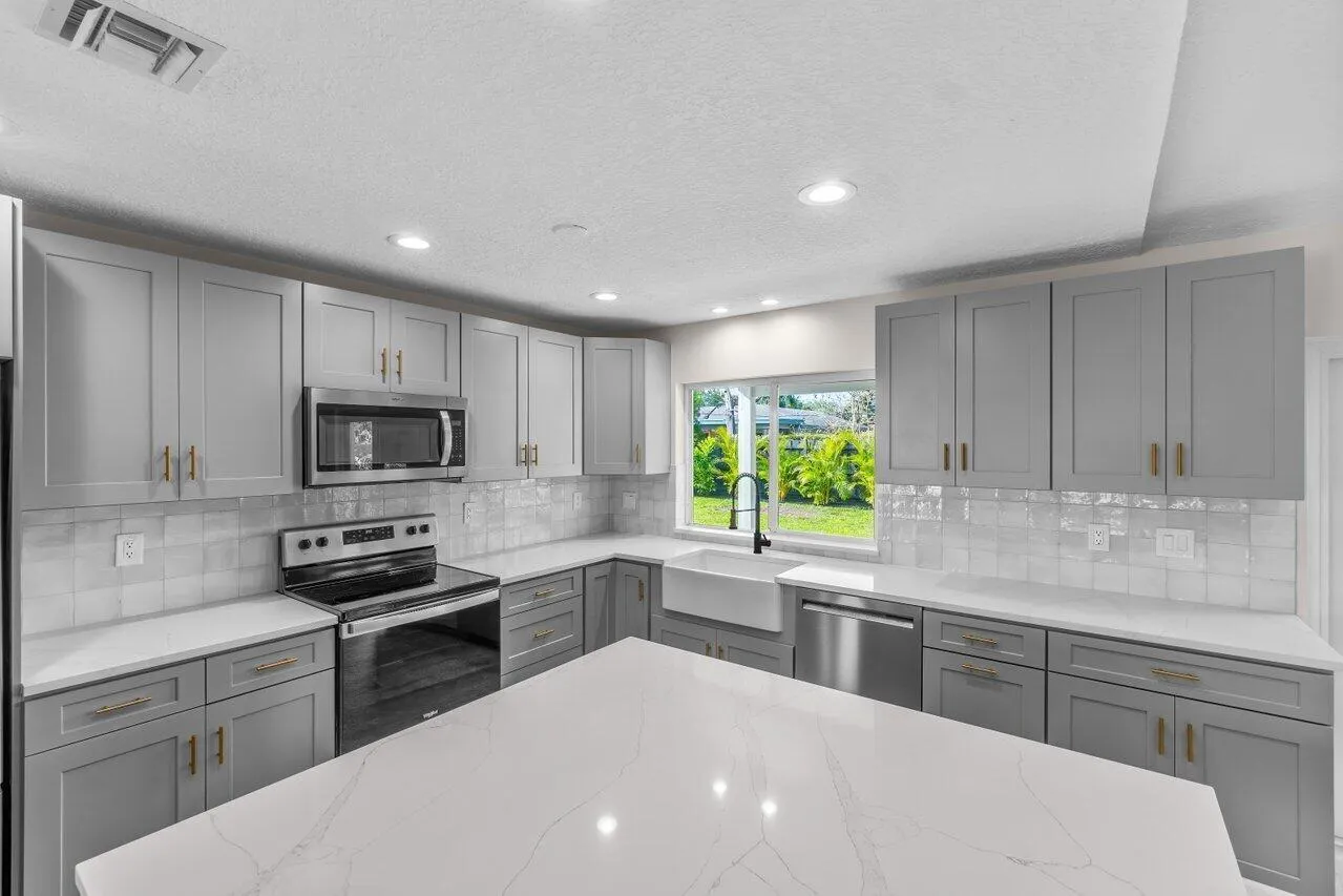 014-4593EllwoodDrive-DelrayBeach-FL-3344