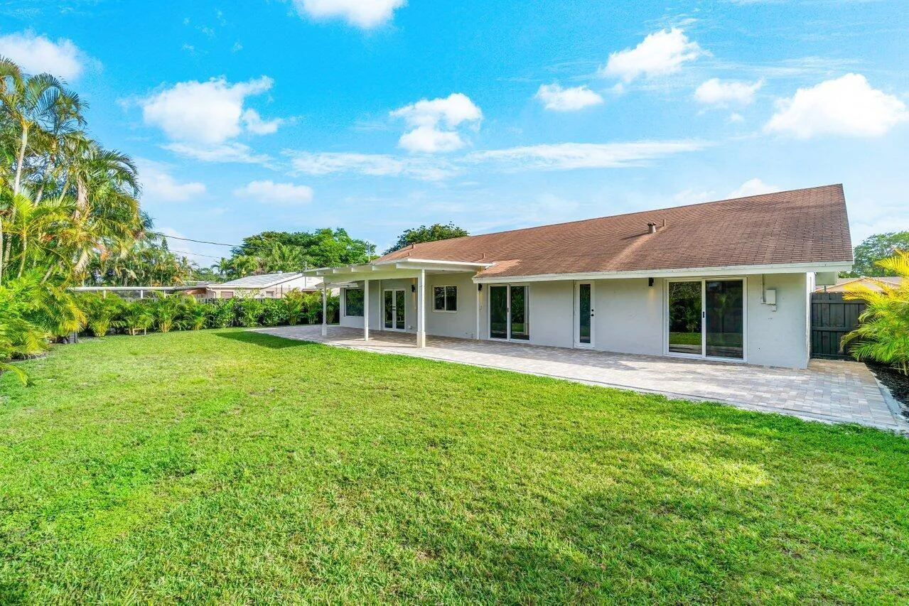 033-4593EllwoodDrive-DelrayBeach-FL-3344
