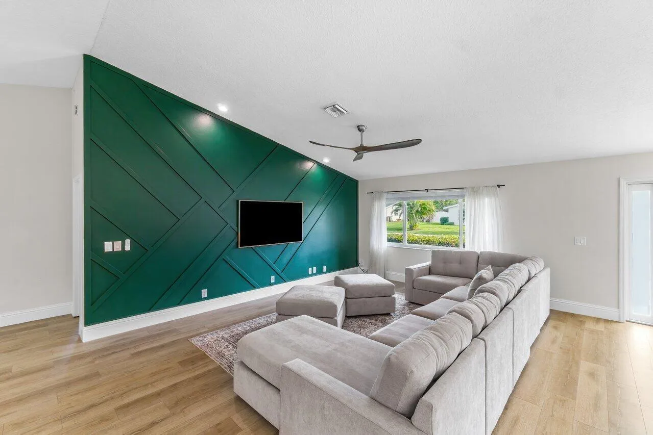 005-4593EllwoodDrive-DelrayBeach-FL-3344
