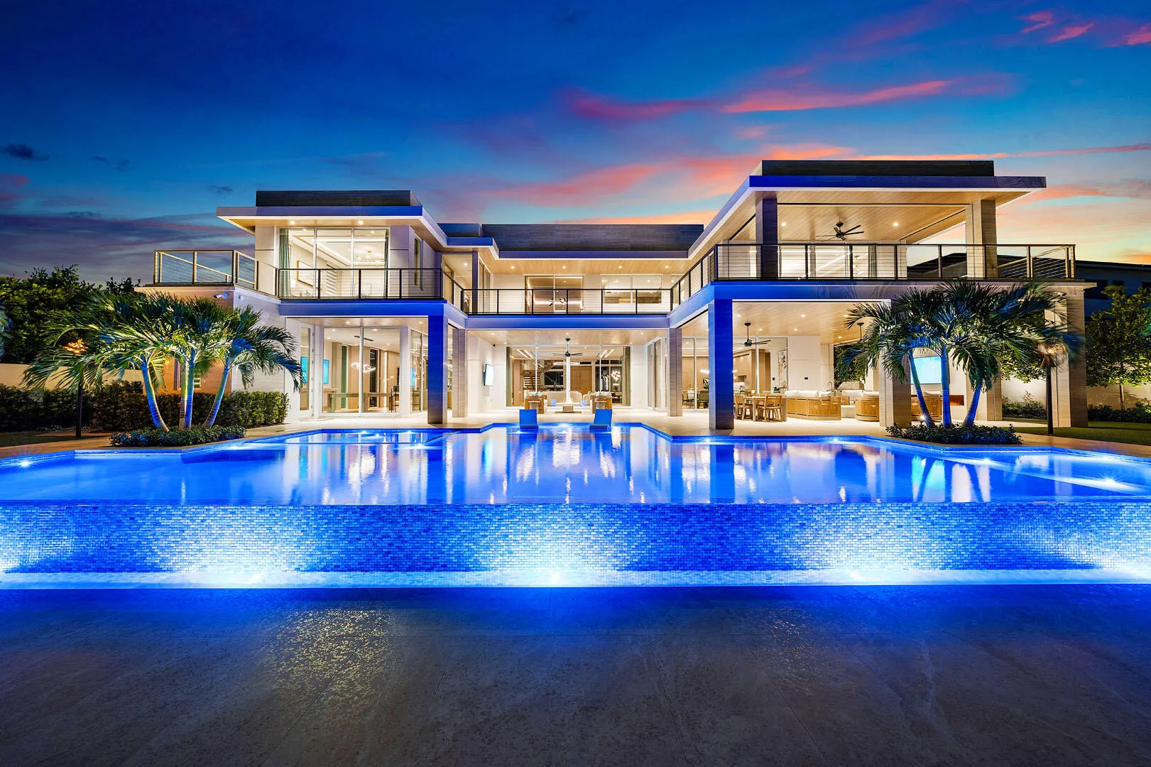 336_Coconut_Palm_Road_Dusk_13