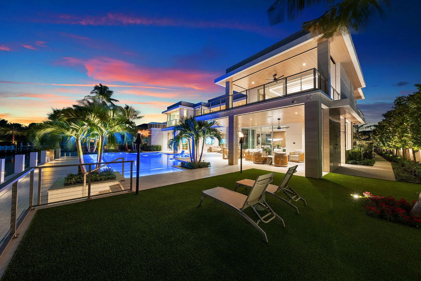 336_Coconut_Palm_Road_Dusk_14