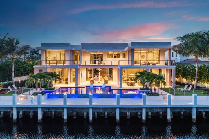 336_Coconut_Palm_Road_Dusk_20