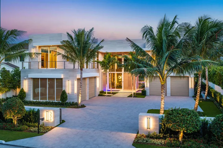 336_Coconut_Palm_Road_Dusk_17