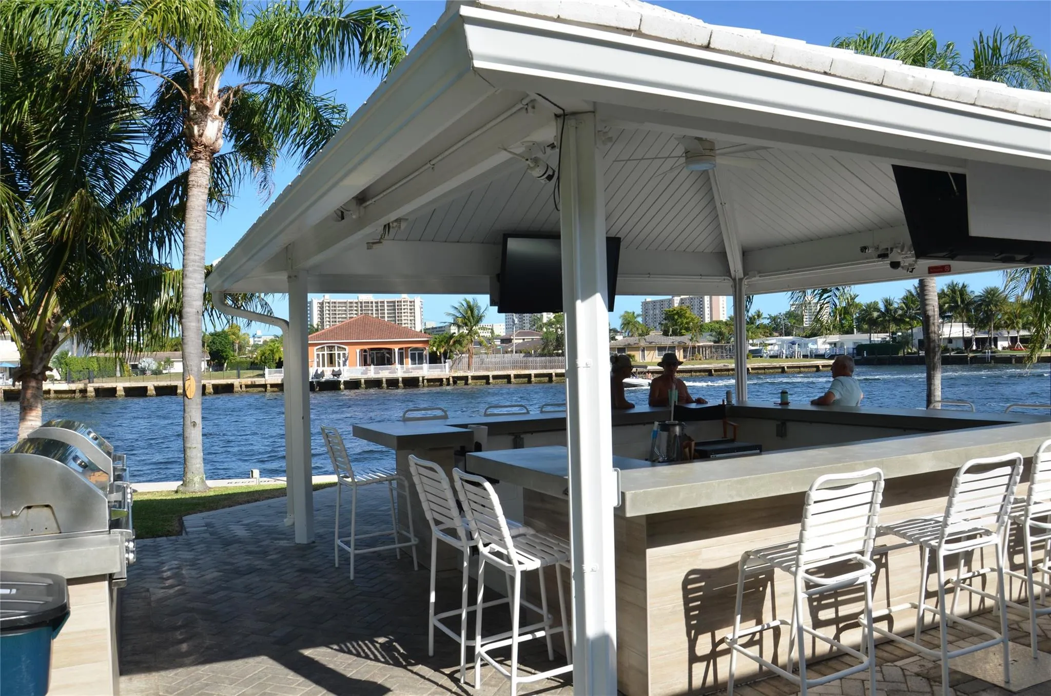 Gazebo Bar On The Intracoastal