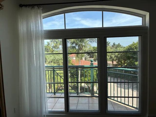 Den View