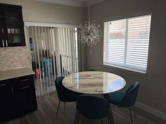 In-Kitchen nook