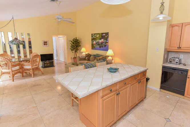 1801 S US Hwy 1 5B Jupiter FL-small-013-