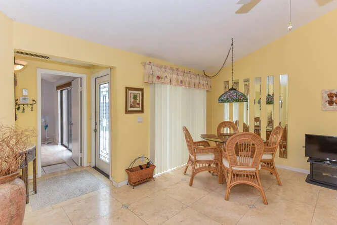 1801 S US Hwy 1 5B Jupiter FL-small-016-