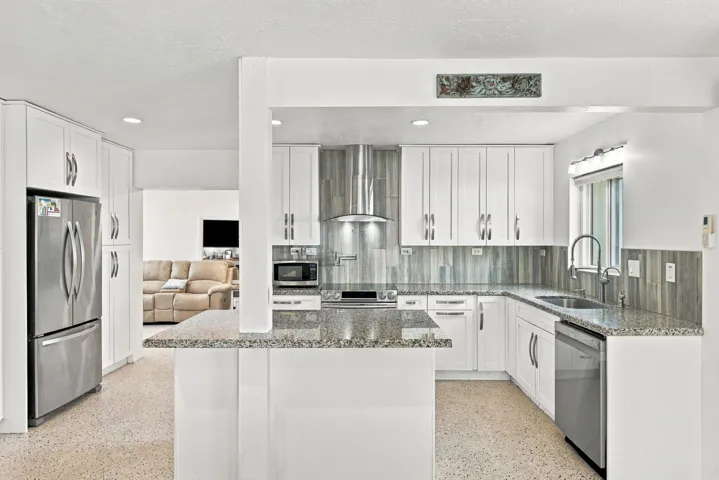 12-web-or-mls-dsc1255-jpg