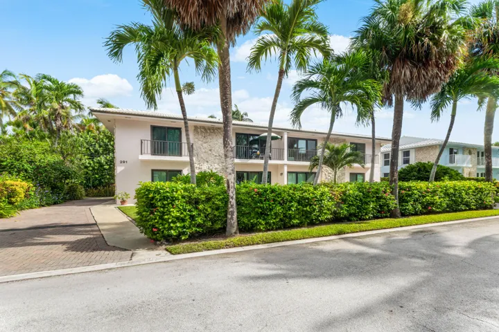 002-291MercuryRoad-4-JunoBeach-FL-33408-