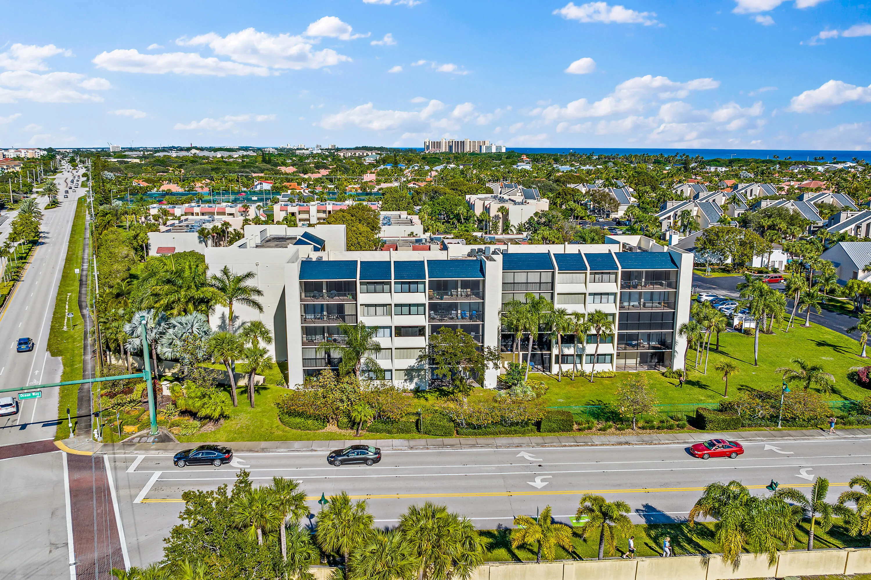 011-1605US1NM1103-Jupiter-FL-FULL