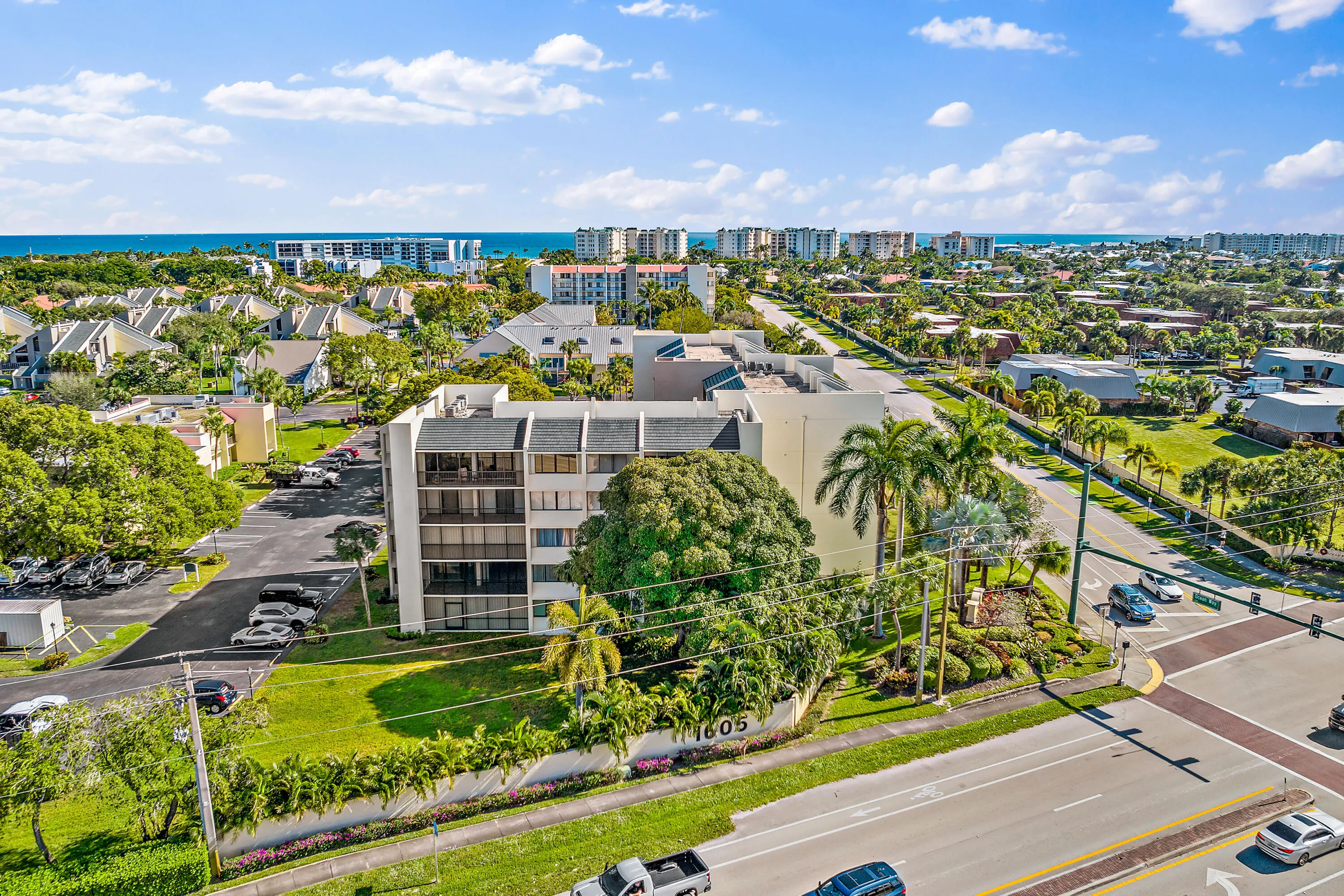 008-1605US1NM1103-Jupiter-FL-FULL