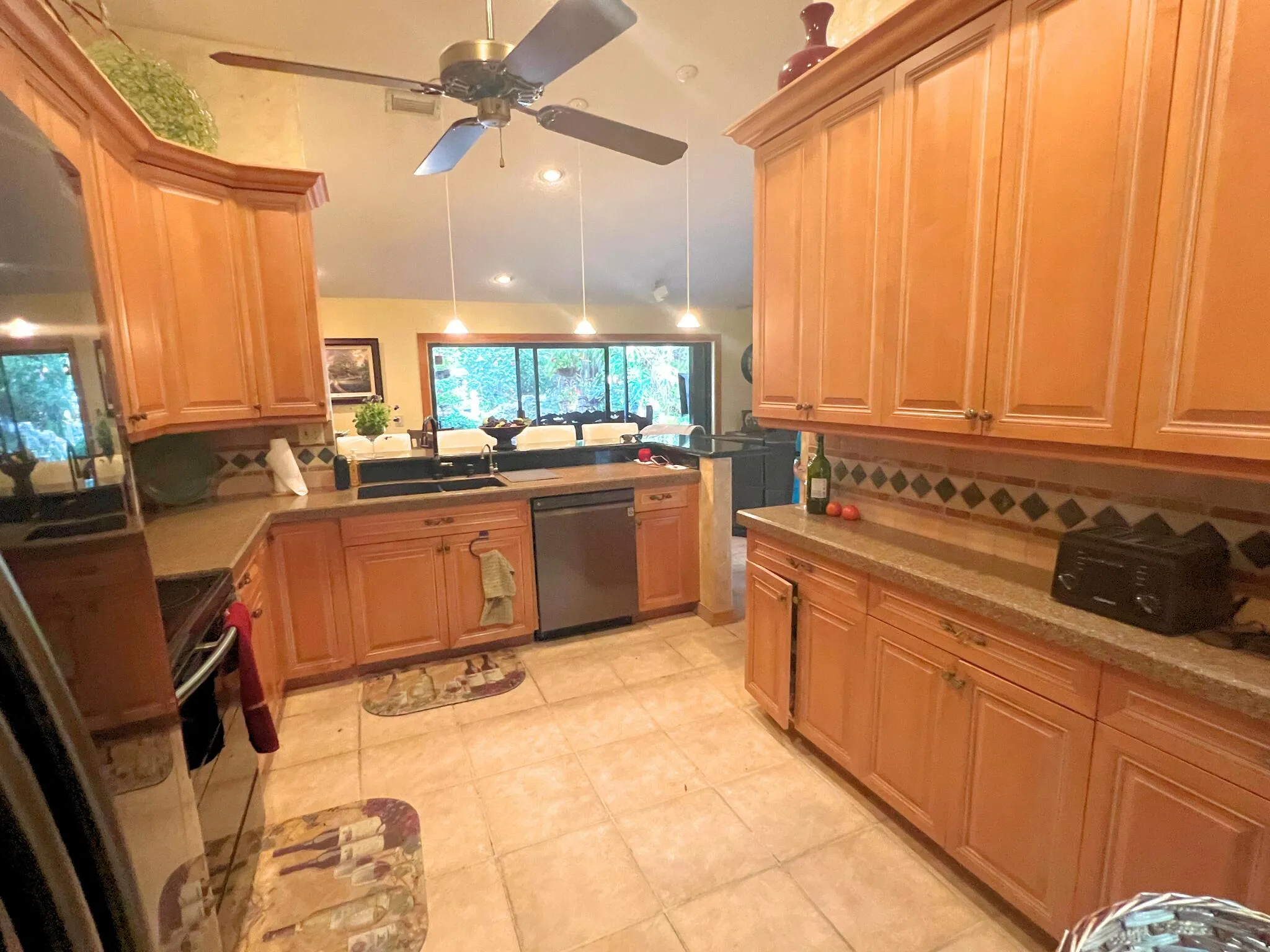 7300 NW 44th Terr (24)