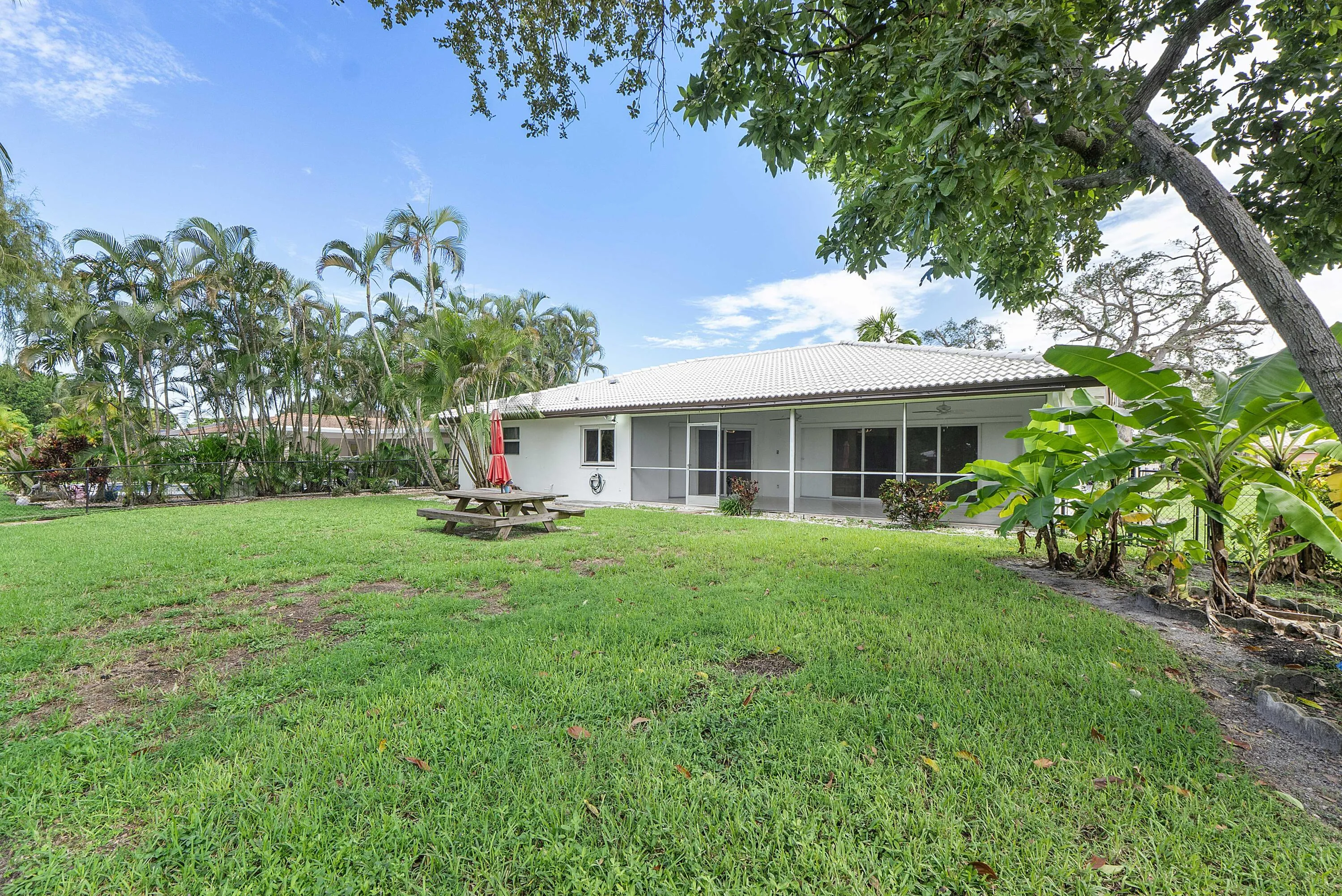 2940 Nw 87th Terr_037