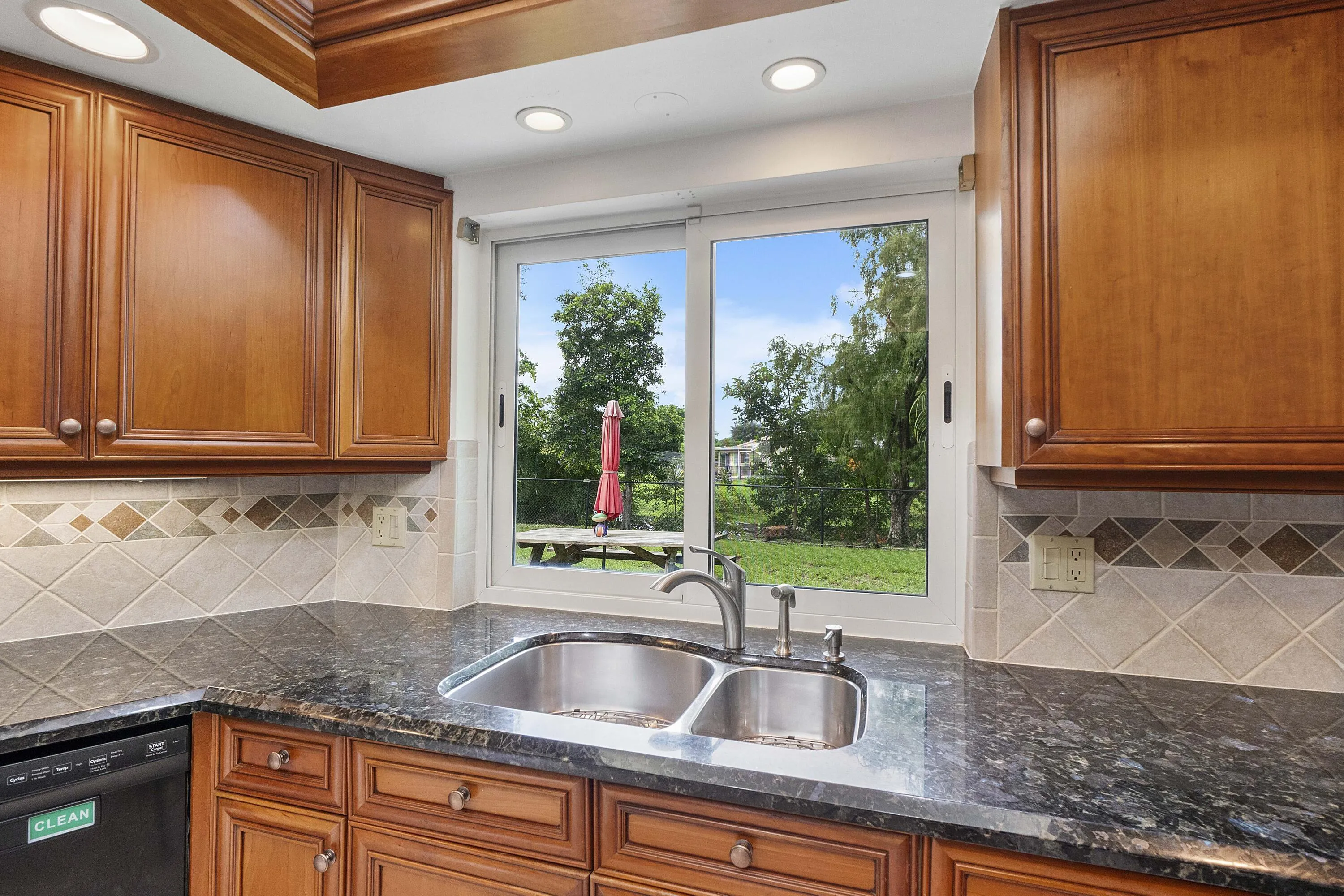 2940 Nw 87th Terr_021