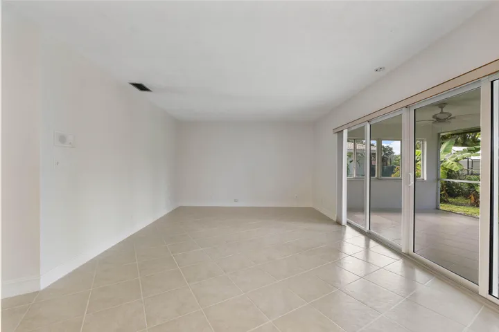 2940 Nw 87th Terr_011