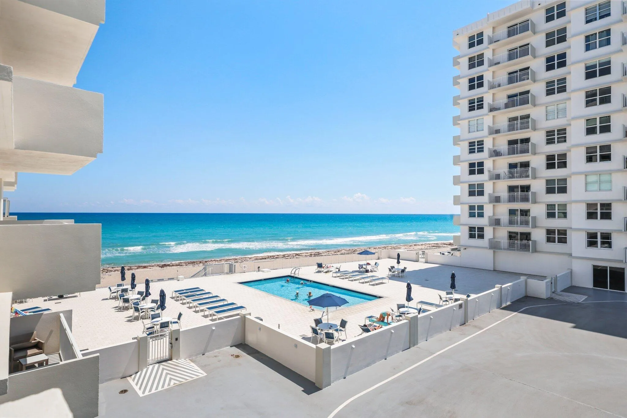 4505 S Ocean Blvd - 22.jpg-SMALL