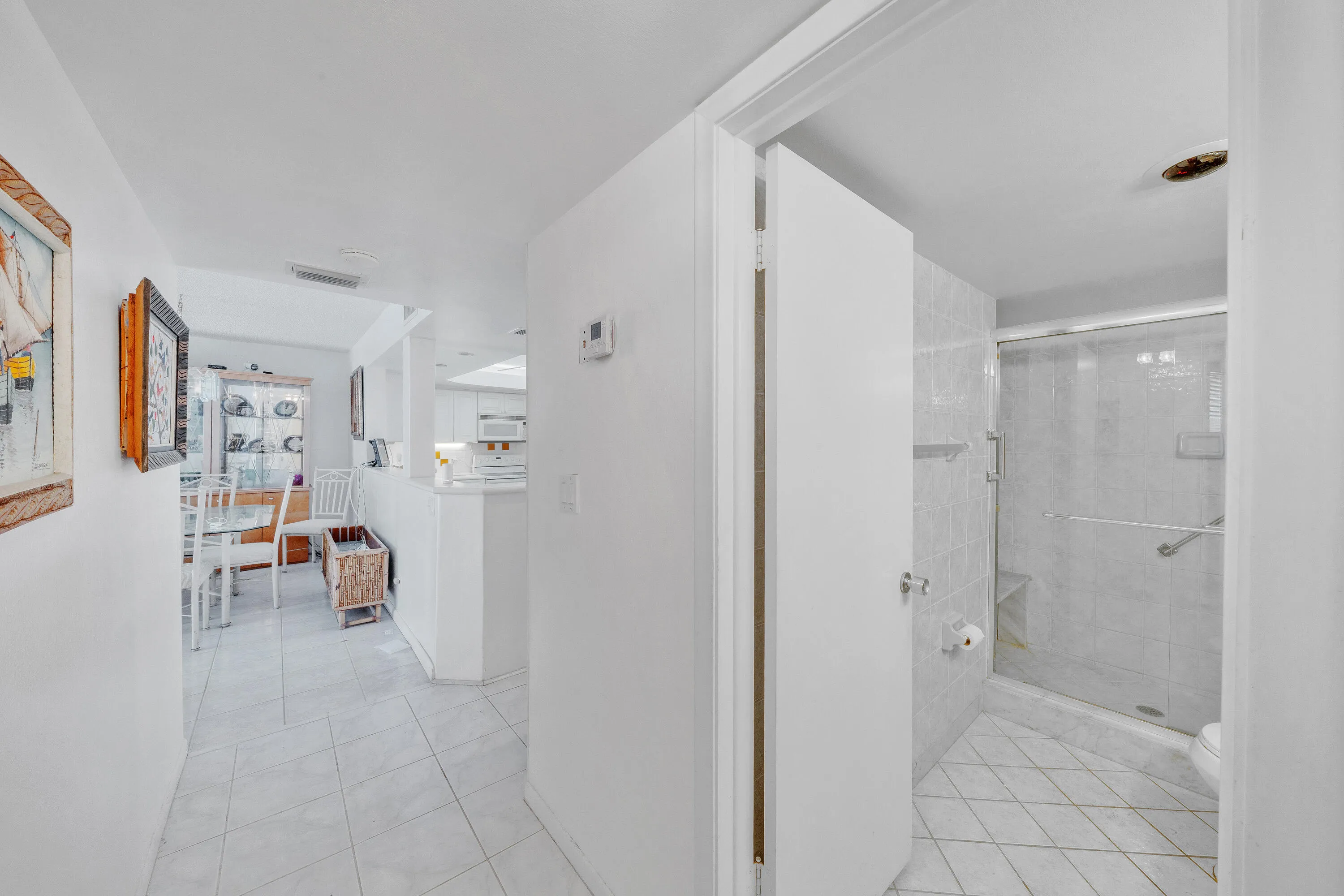 15 Foyer (3)