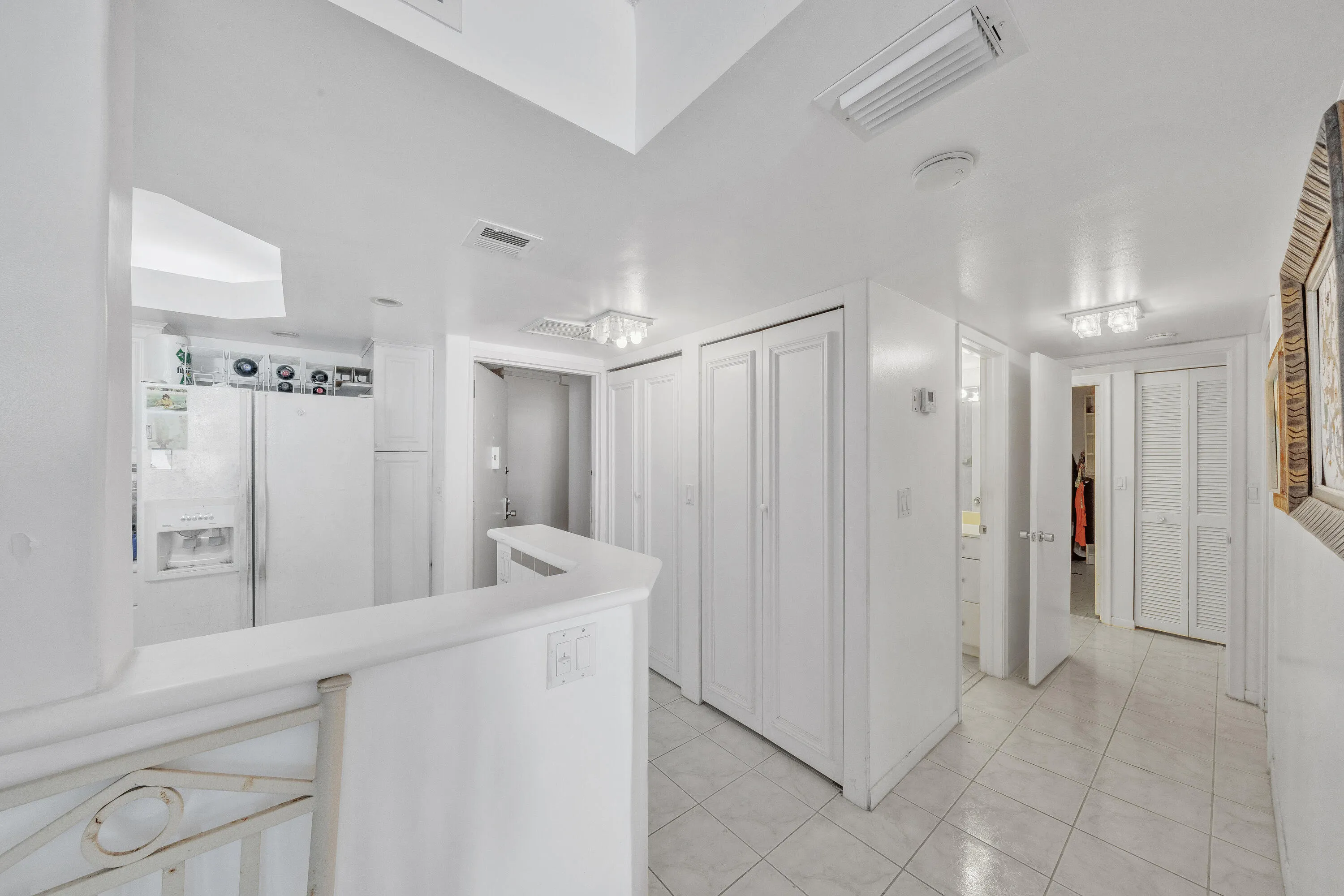 10 Foyer