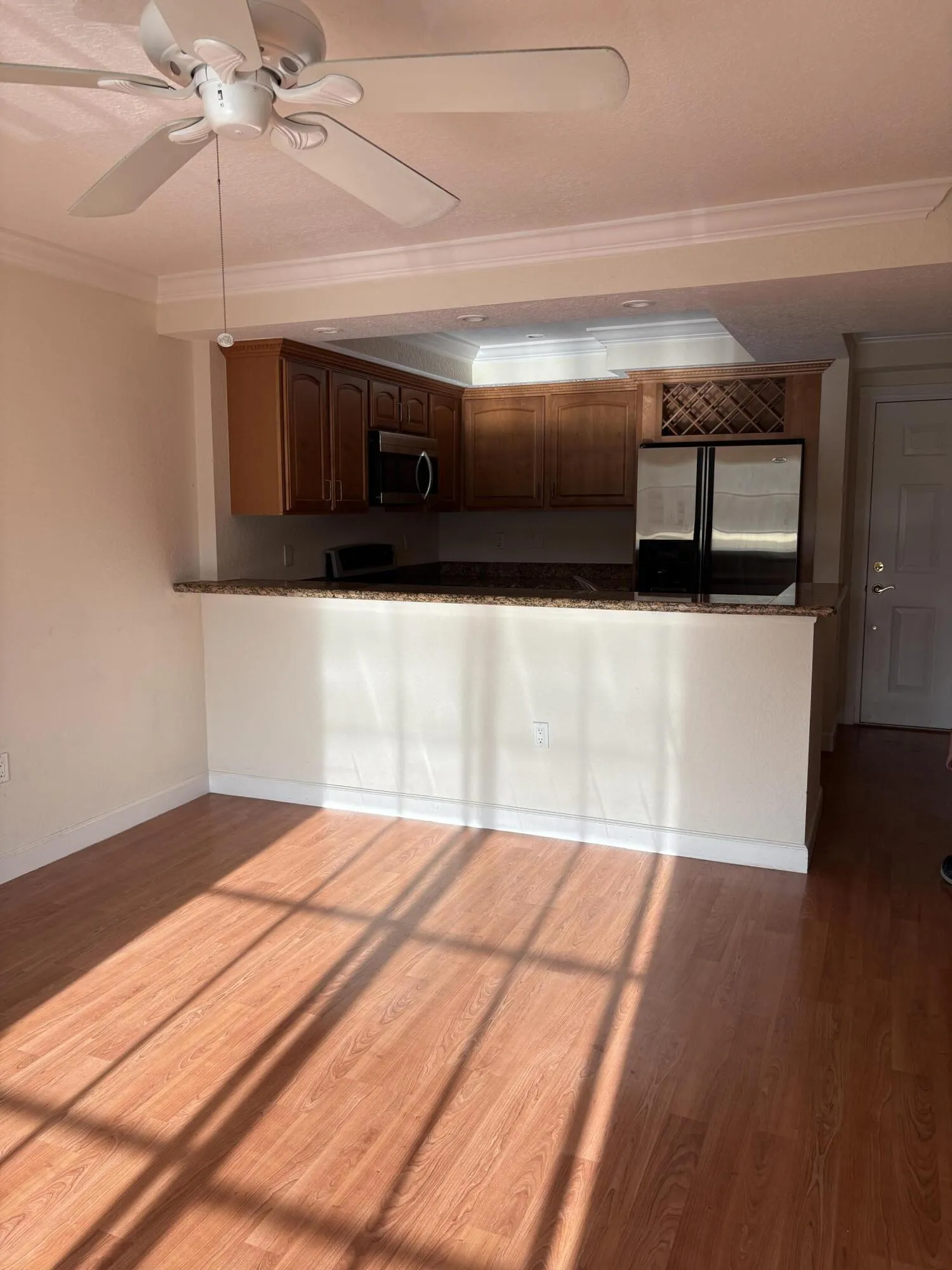 Dining-Kitchen counter