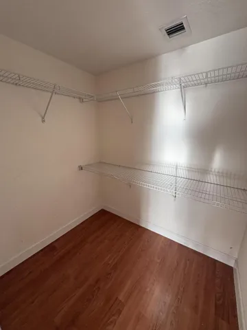 Closet 2