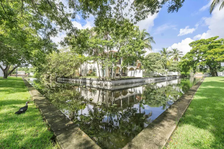 113 Royal Park Dr 1H_020