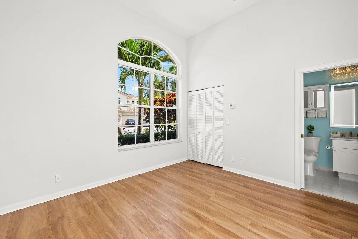 cabana (bedroom 4)