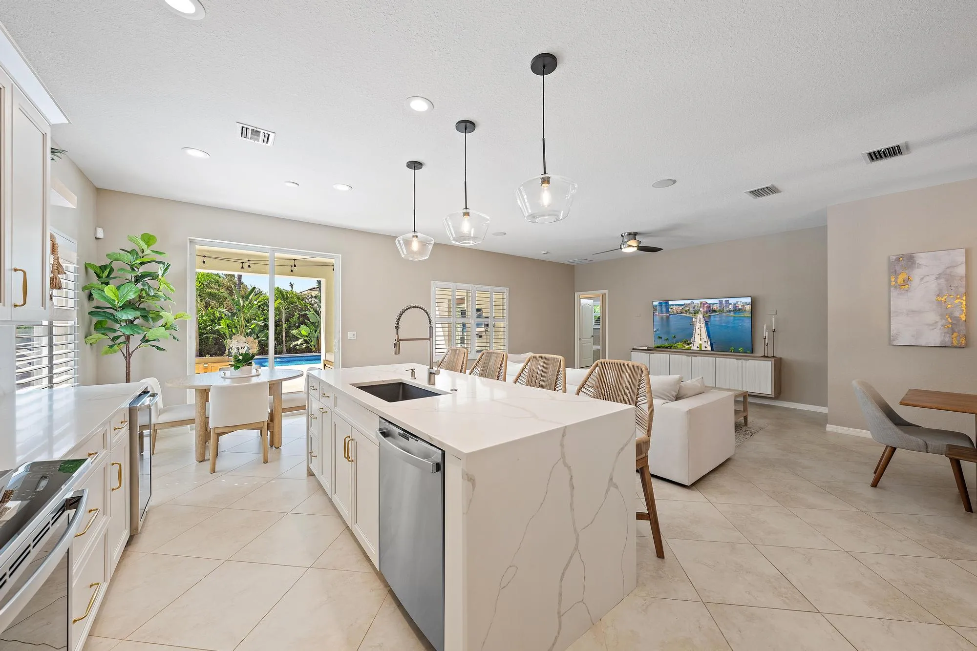 128 Behring Way-6