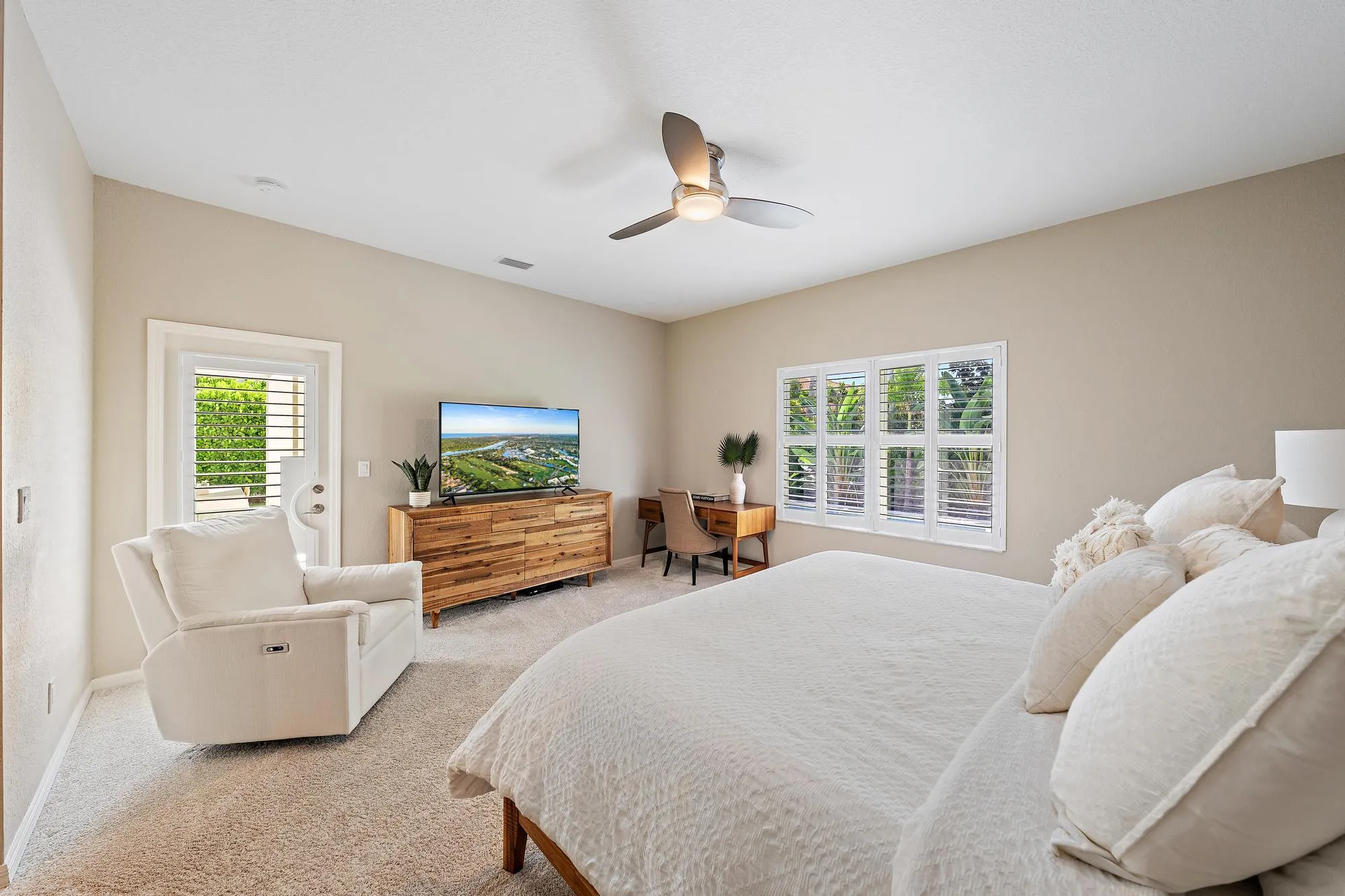 128 Behring Way-13