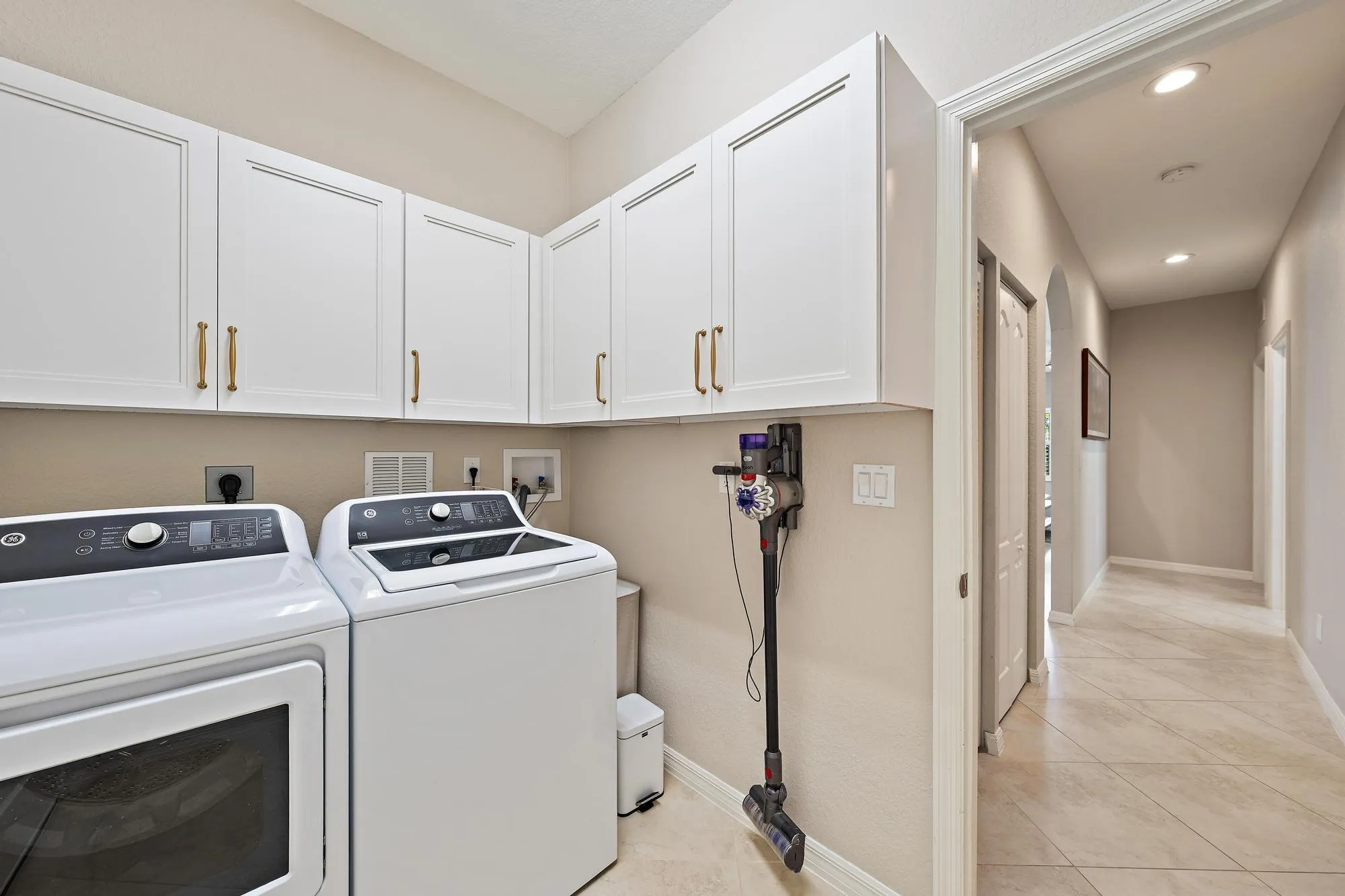 128 Behring Way-21