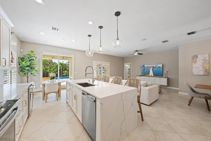 128 Behring Way-6