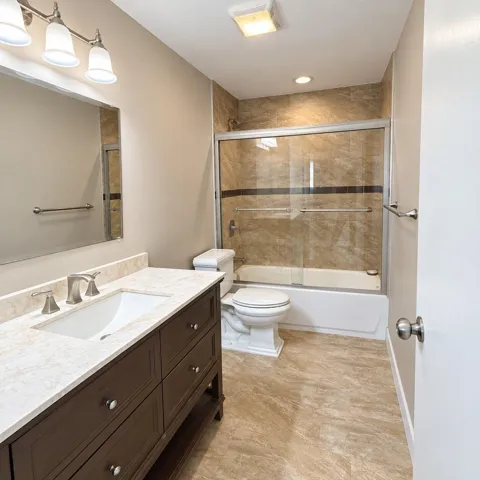 2ND BATHROOM