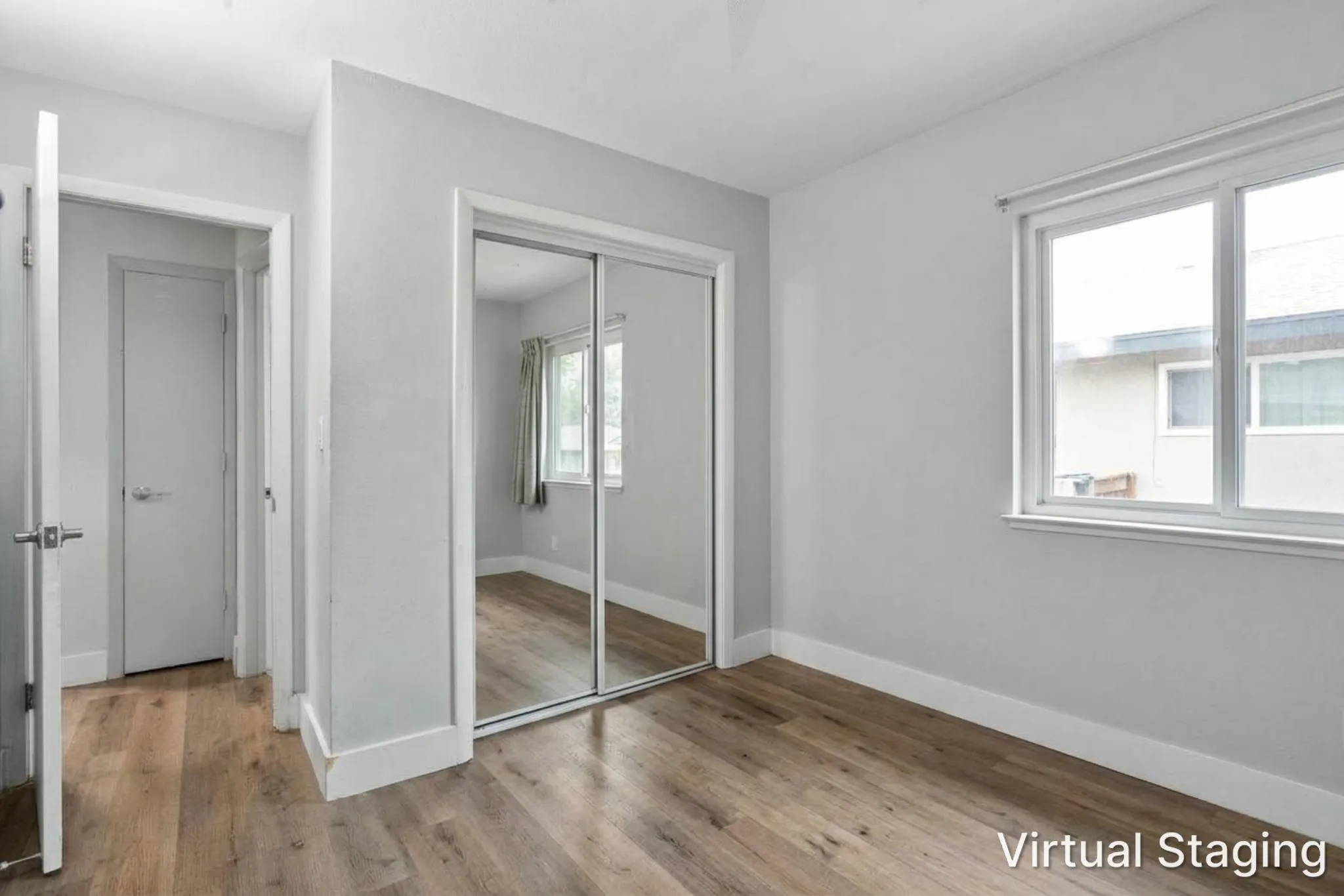 Owner suite-virtual staging empty room