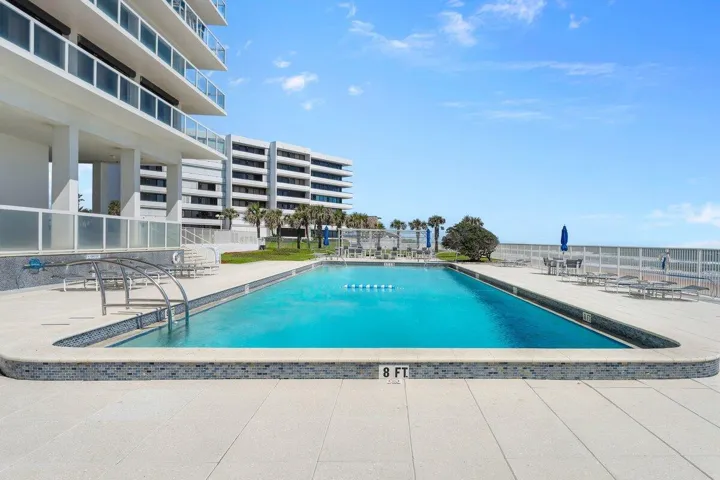 093_038-3000_n_atlantic_penthouse_38_of_