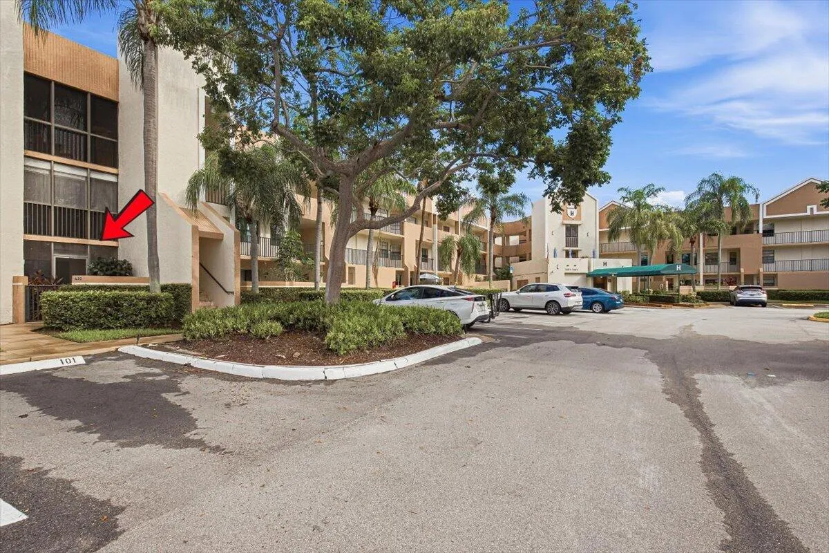 PARK IN FRONT OF ENTRANCE