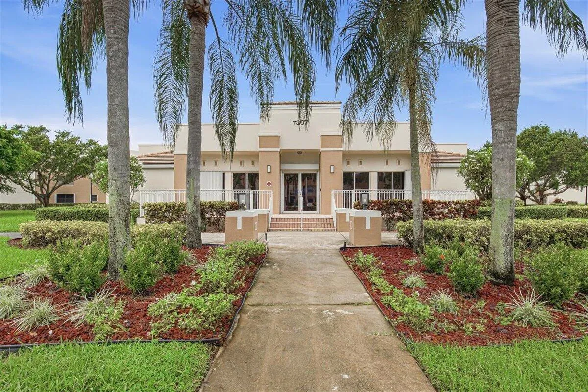 NEIGHBORHOOD CLUBHOUSE