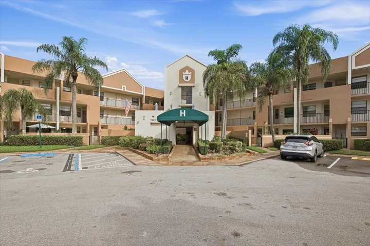 FRONT OF BUILDING H