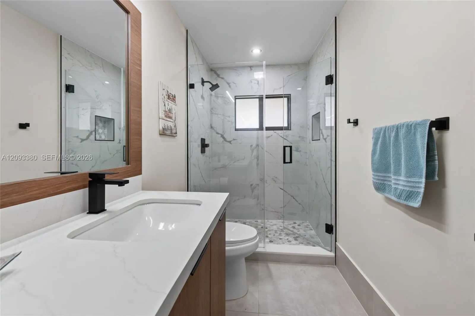 2nd bathroom