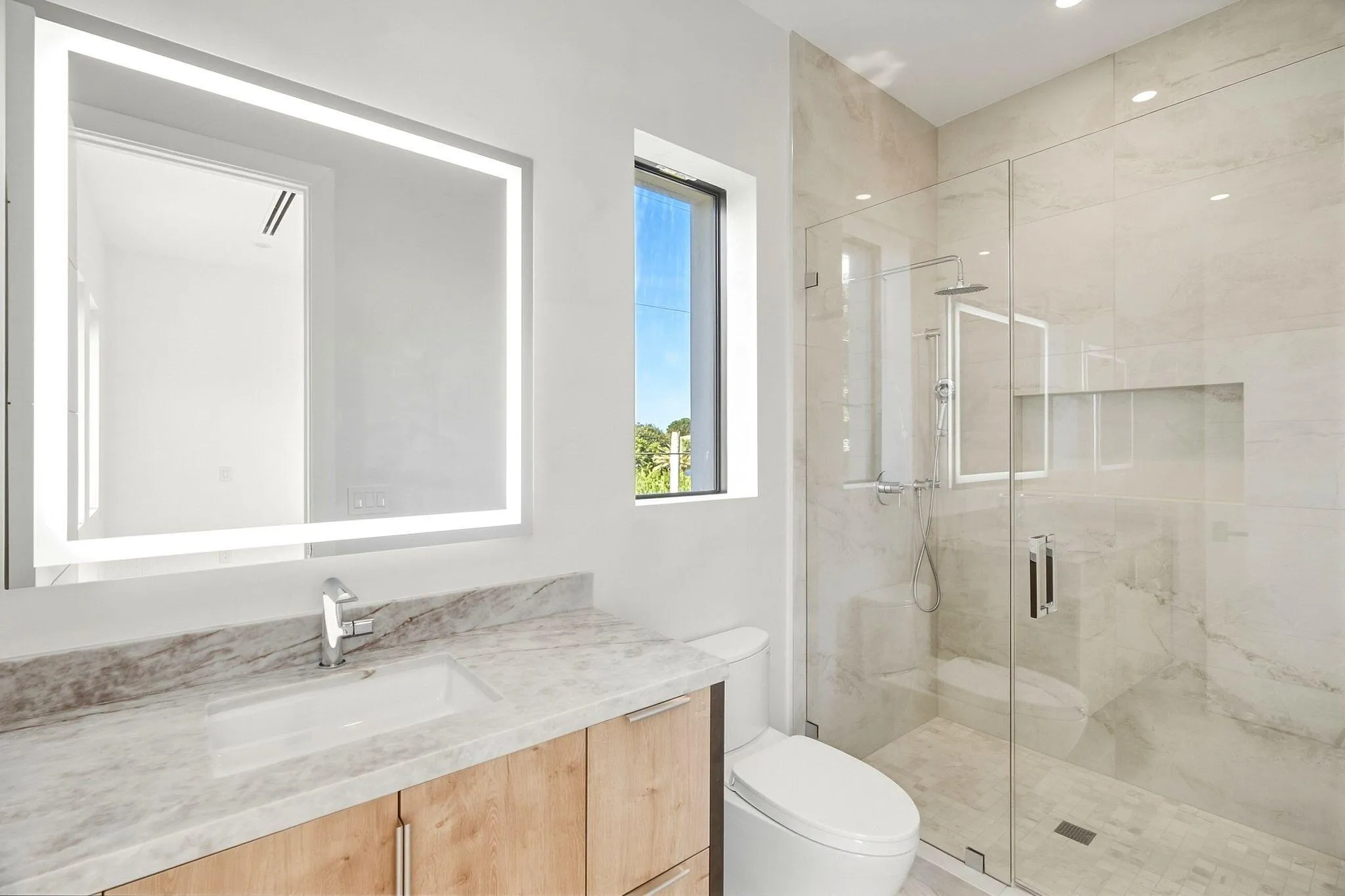399 NE Spanish Ct Boca Raton FL 60